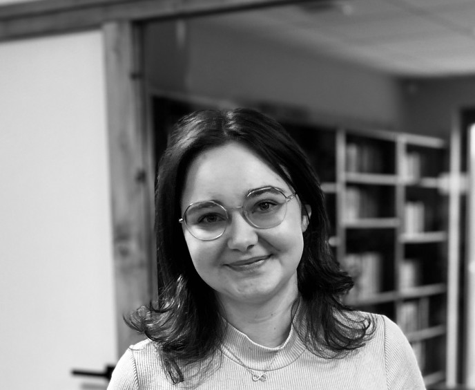 Valentine DE BLOCK-MOINE, Alternante Assistante Opérationnelle - Service administratif chez CRMN